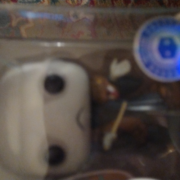 Toy - Picture 6 of 6